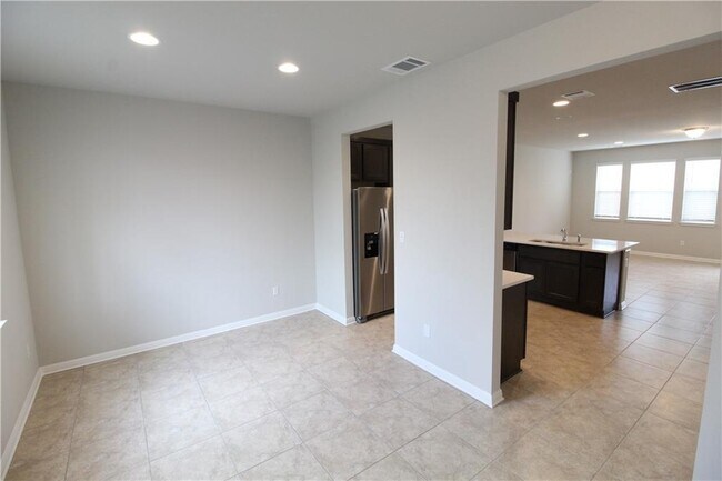 Building Photo - 2028 Arendale Dr