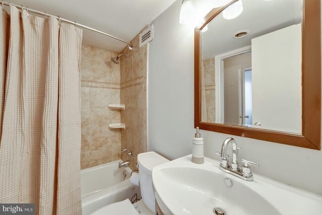 Building Photo - 2201 L St NW