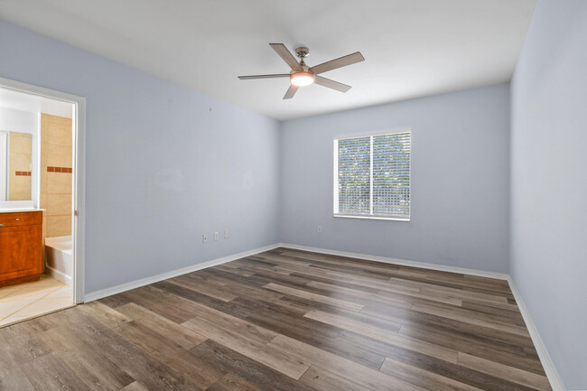 Building Photo - 6565 Emerald Dunes Dr