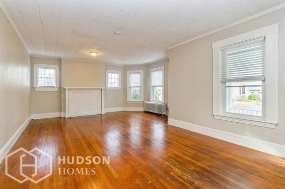 Building Photo - 113 Belcher Ave