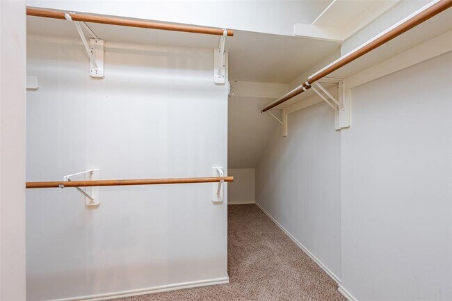 Building Photo - 20319 Sable Acre Ct