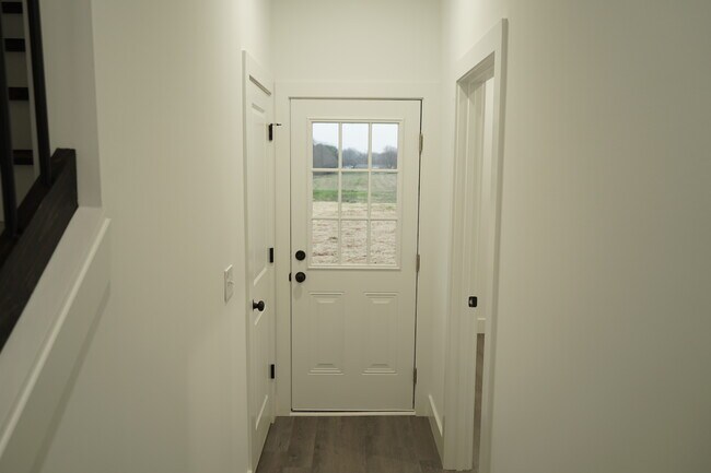 Building Photo - 781 Berry Rd