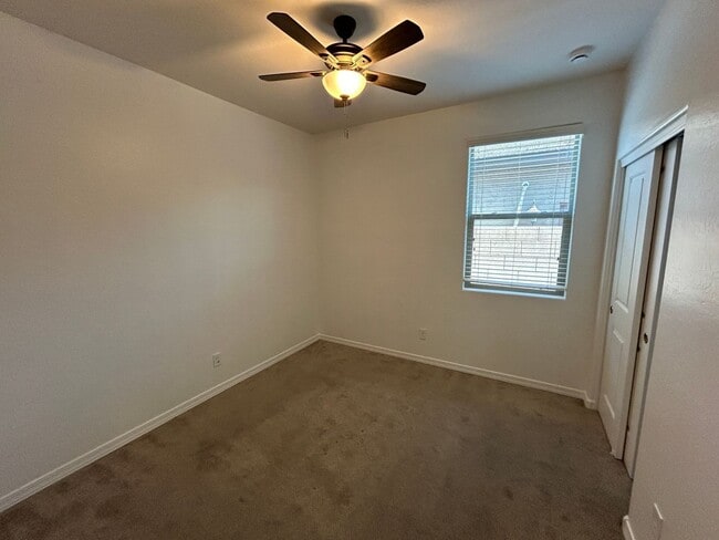 Building Photo - 10319 W Hammond Ln