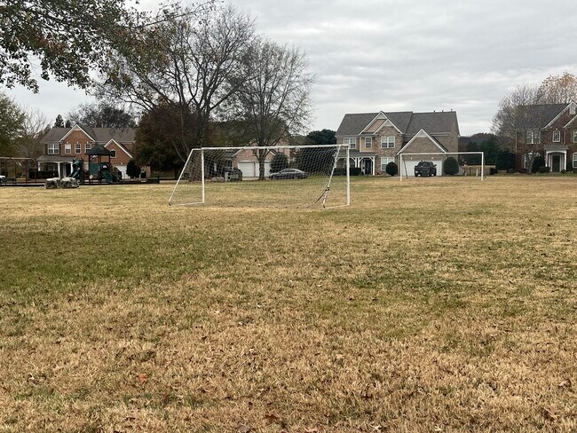 Building Photo - 2109 Bucolic Ct