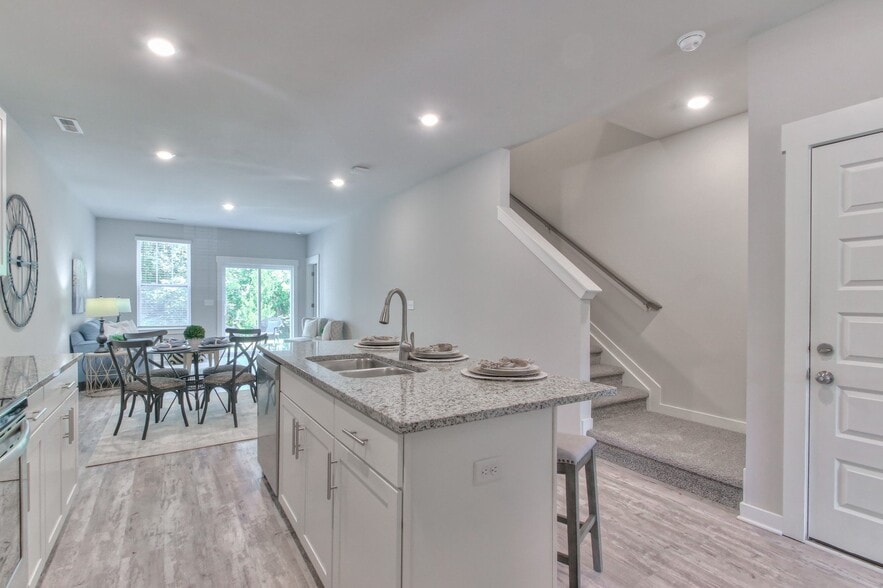 Building Photo - 4218 Aragorn Way