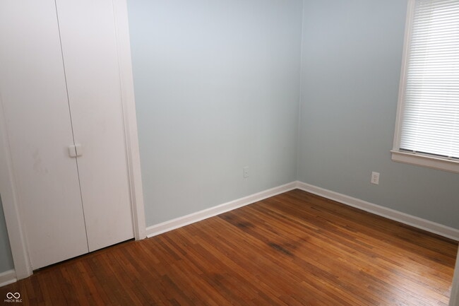 Building Photo - 1834 N Auburn St