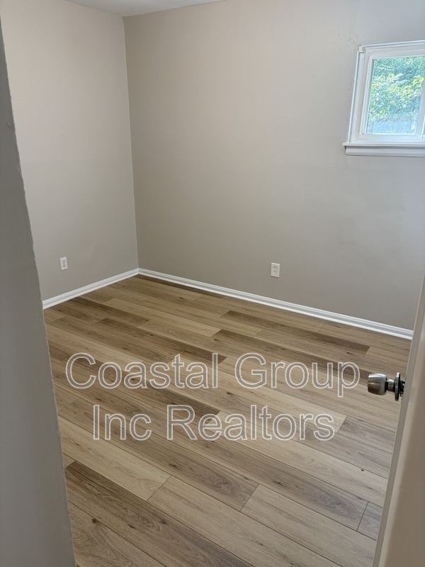 Building Photo - 5224 Silvey Dr