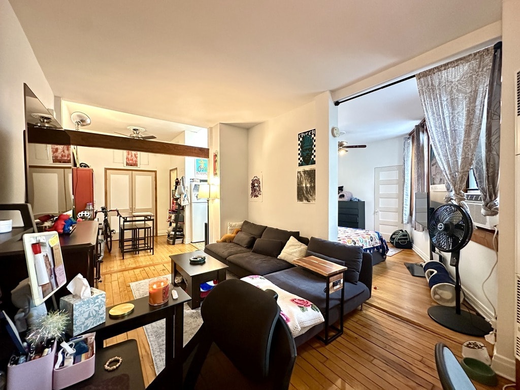 Building Photo - 1222 W Grace St