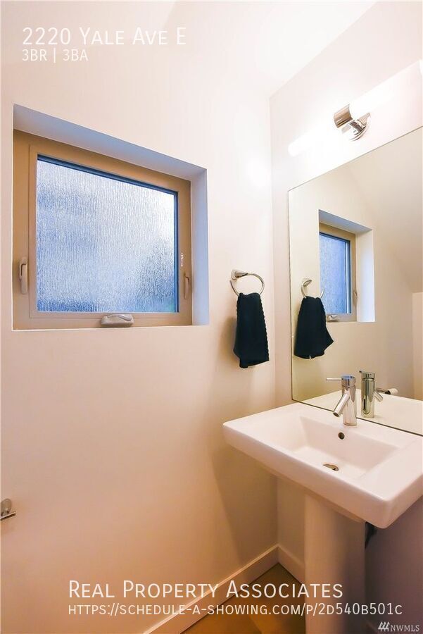 Building Photo - 2220 Yale Ave. E.