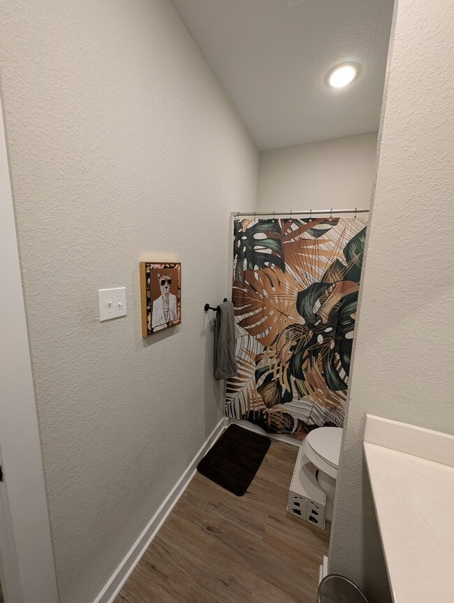 Building Photo - 10317 Lake Rd