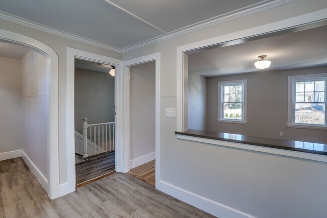 Building Photo - 31 High St