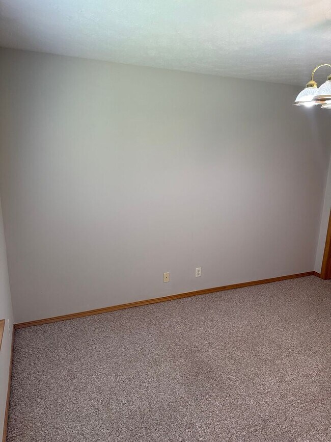 Building Photo - 3805-3807 W Montclair
