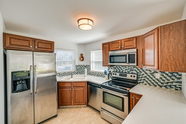 Building Photo - 190 Pebble Beach Blvd