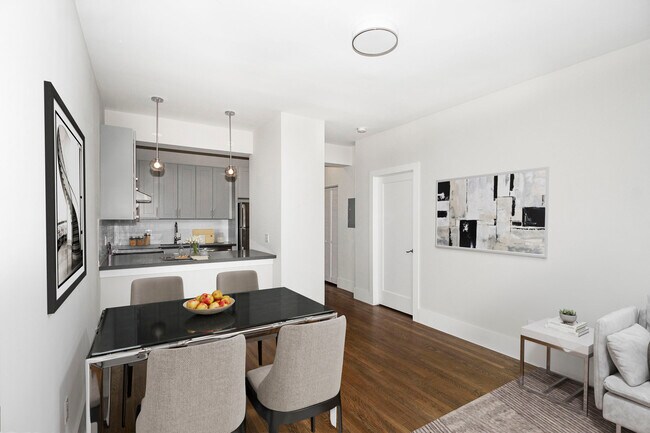 Building Photo - 500 Stanyan