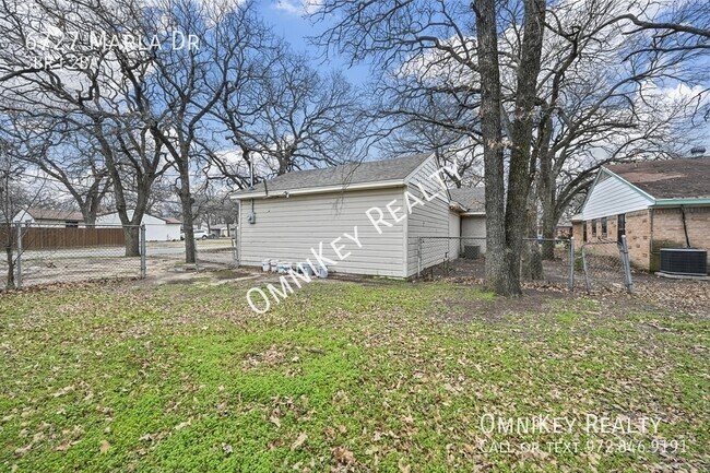 Building Photo - 6727 Marla Dr