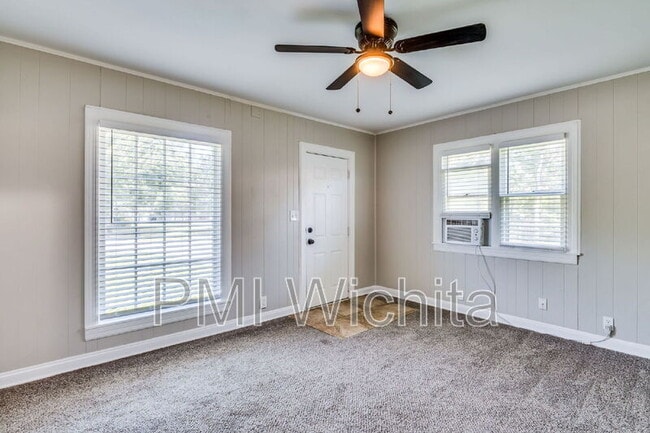 Building Photo - 2156 Santa Fe S