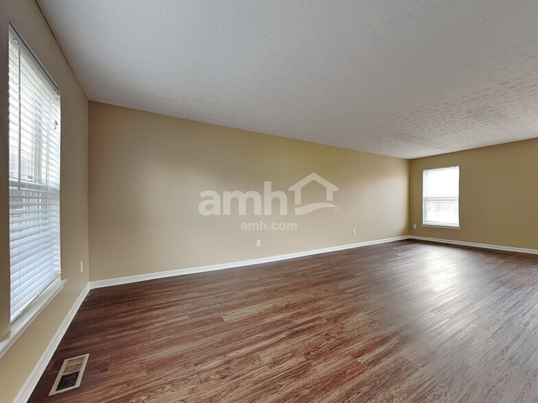 Building Photo - 5383 Abby Loop Way