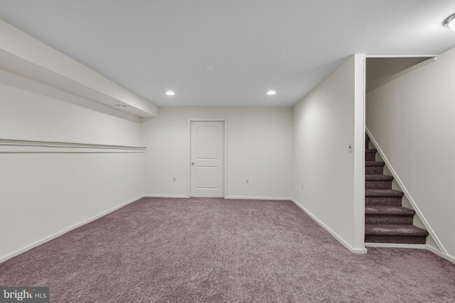 Building Photo - 144 New Cedar Ln