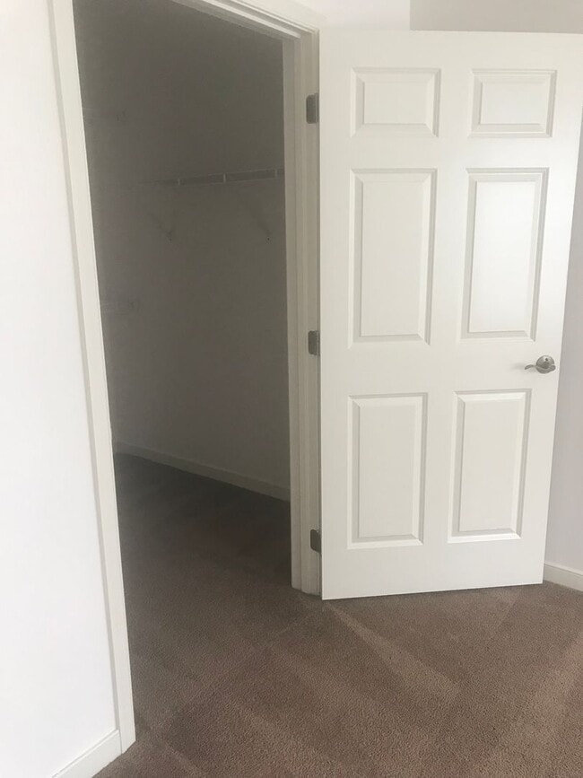 Building Photo - One Bedroom Allegheny