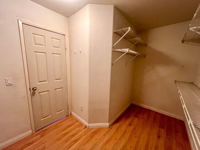 Building Photo - Wonderful 4 bedroom Temecula home for LEASE!