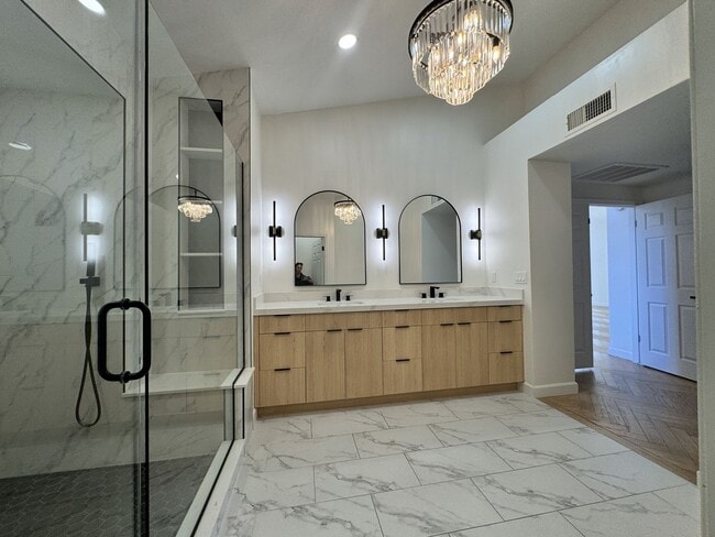 Building Photo - BEAUTIFUL 3 BEDROOM 3 BATH CORNER LOT WITH POOL AND LARGE BACKYARD NORTH SCOTTSDALE