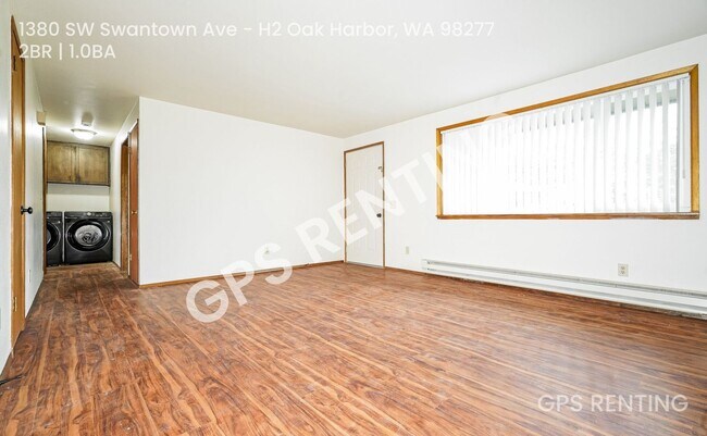 Building Photo - 1380 SW Swantown Ave