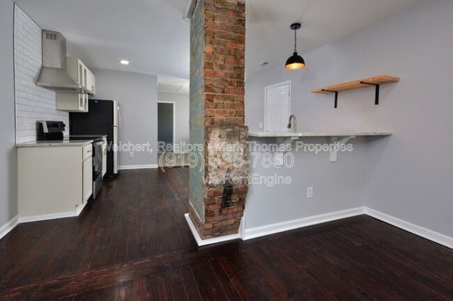 Building Photo - 1032 Cornell St
