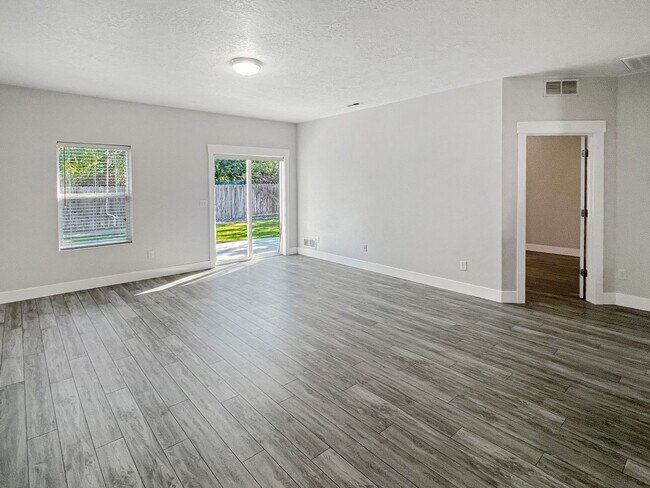 Building Photo - 3-Bedroom Home FOR RENT in Awesome Meridian Location | $500 OFF First Month's Rent!