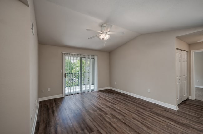 Building Photo - 10000 W Broadway St