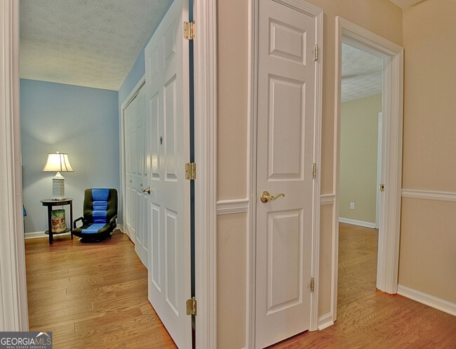 Building Photo - 304 Lamella Ln