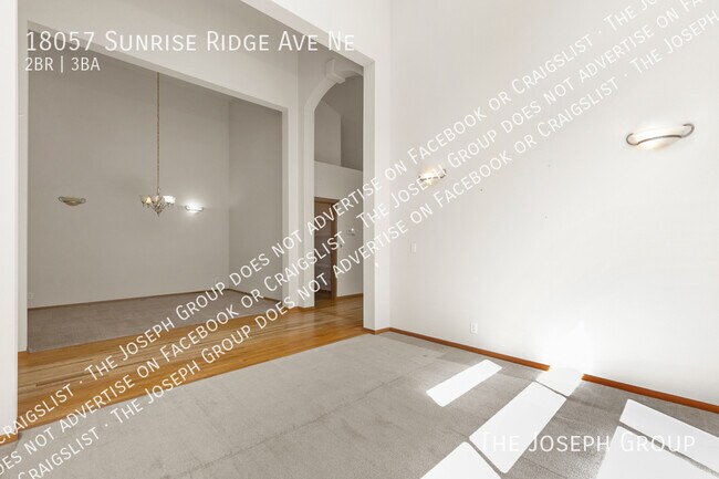 Building Photo - 18057 Sunrise Ridge Ave NE