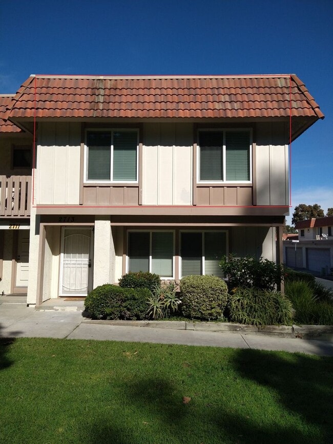 Building Photo - ALL UTILITIES INCLUDED! 3 Bed / 1 Bath Remodeled Condo/Duplex at Tanglewood