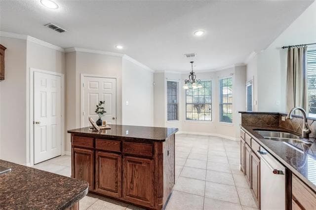 Building Photo - 4125 Greenfield Dr