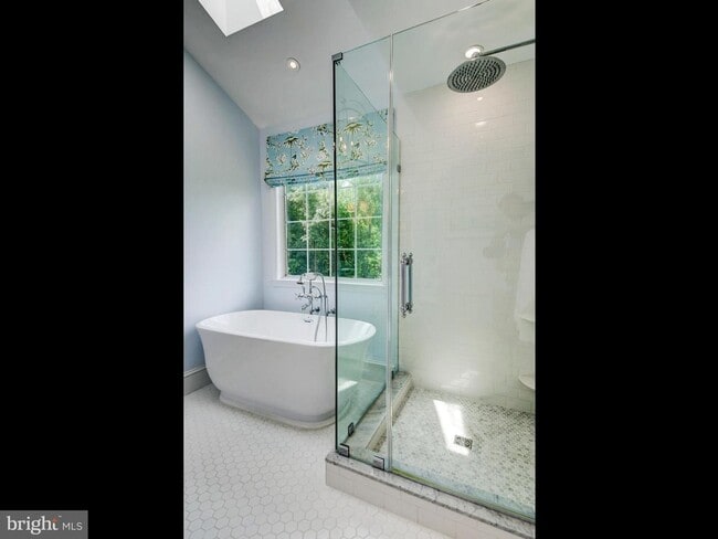 Building Photo - Mays Chapel Chapelgate Townhome | Renovated Main Level + KitchenAid Appliances | Deck Overlooking...