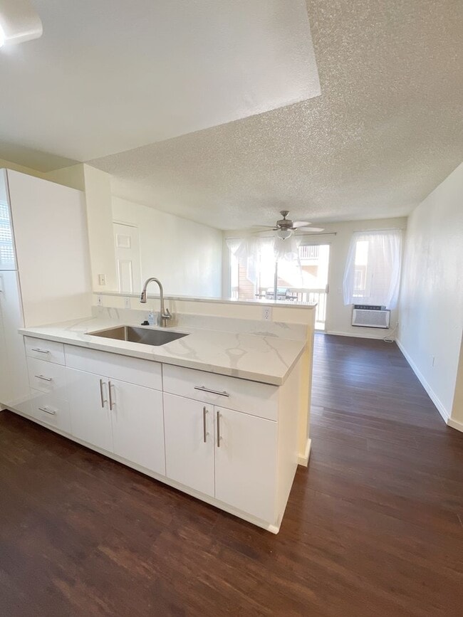 Building Photo - 91-1203 KANEANA STREET#B