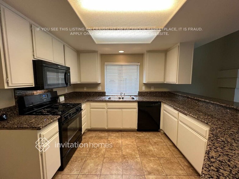 Building Photo - 5777 El Palomino Dr