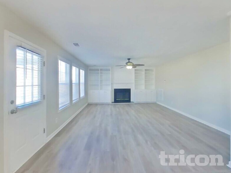 Building Photo - 1177 Adah Ct