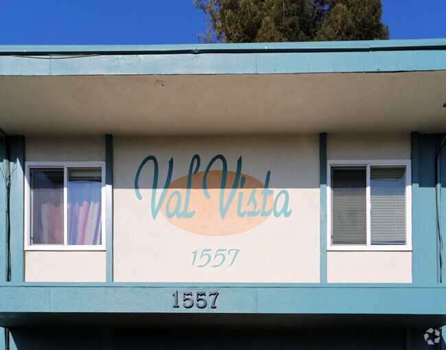Building Photo - Val Vista Apartments