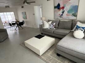 Building Photo - 4158 Tamiami Trl