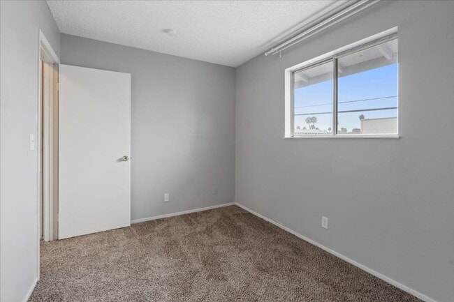 Building Photo - Status: Owner Accepted Application