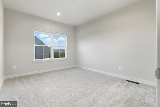 Building Photo - 4366 Black Tulip Wy