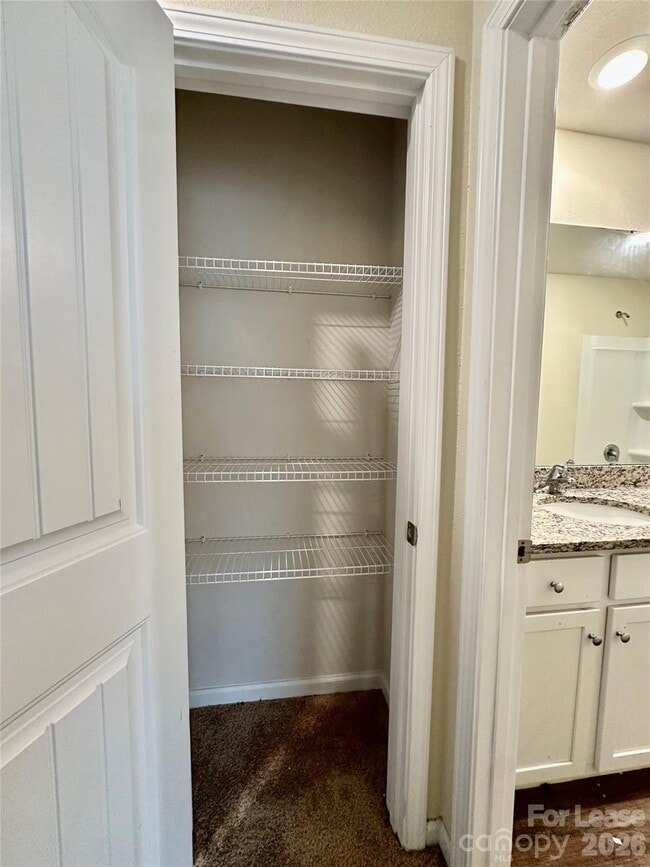 Building Photo - 8128 Derby Wood Ln