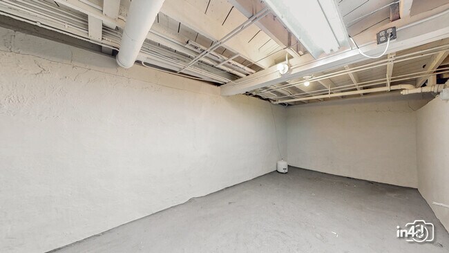 Building Photo - 1492 S Jefferson St