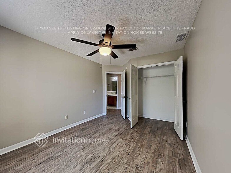 Building Photo - 8627 Stanmoor Ct