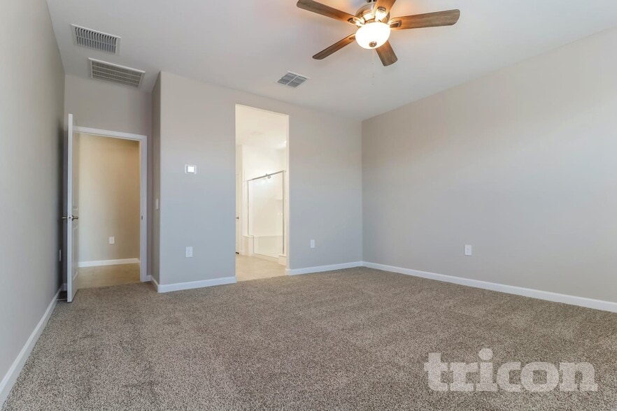 Building Photo - 30361 W Crittenden Ln