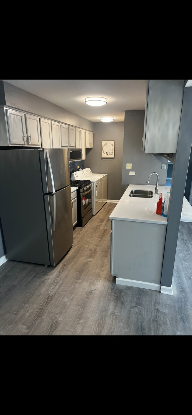 Building Photo - 20166 Ash Ln