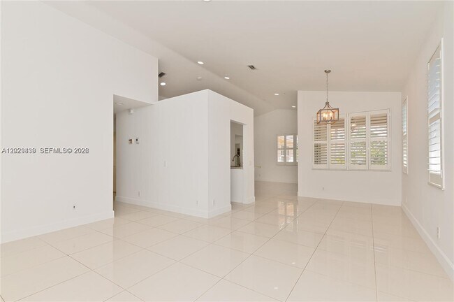 Building Photo - 889 Sand Creek Cir