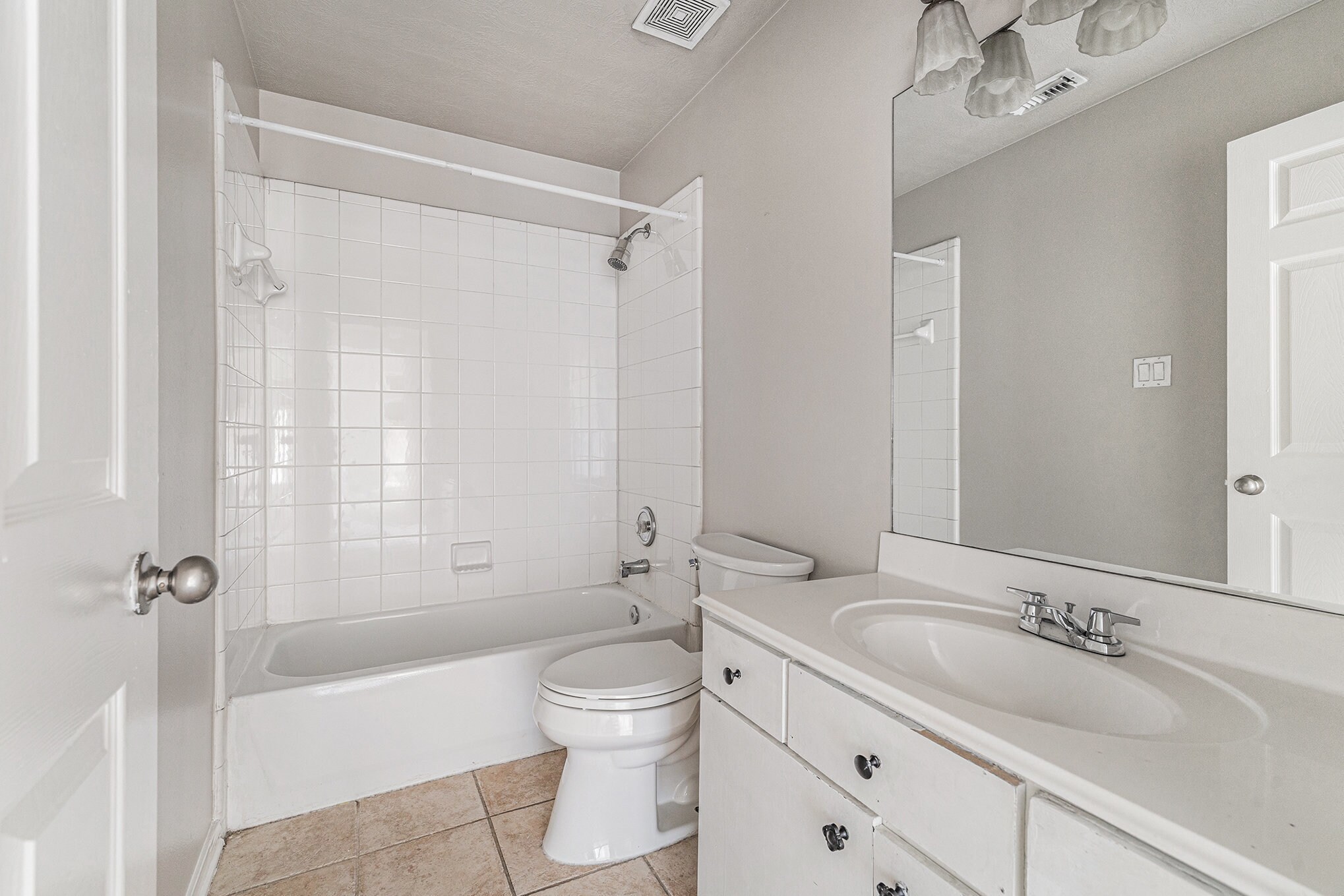 Building Photo - 3107 Lavender Candle Dr