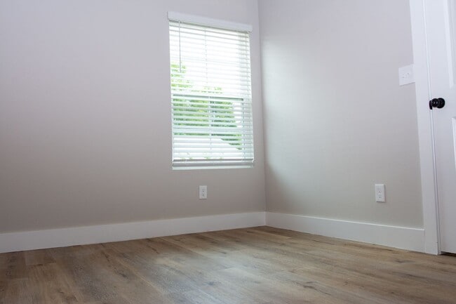 Building Photo - Brand New 2 Bedroom 1.5 Bath home