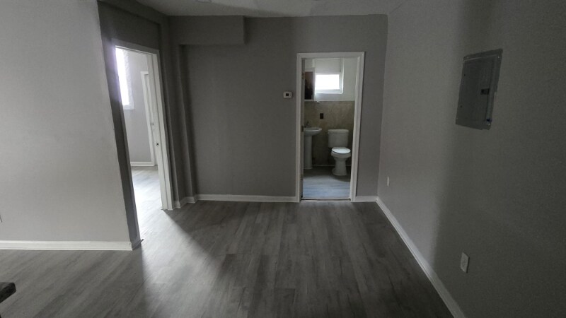 Building Photo - 386 Park Ave